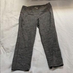 Old Navy Go Dry Crop Leggings